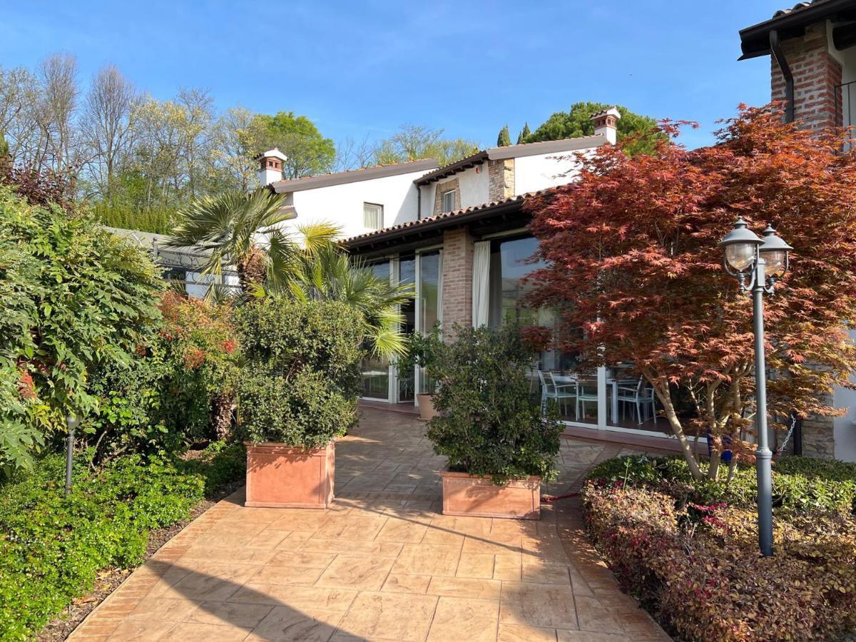 B&B Corte Delle Rose Castiglione Delle Stiviere Luaran gambar
