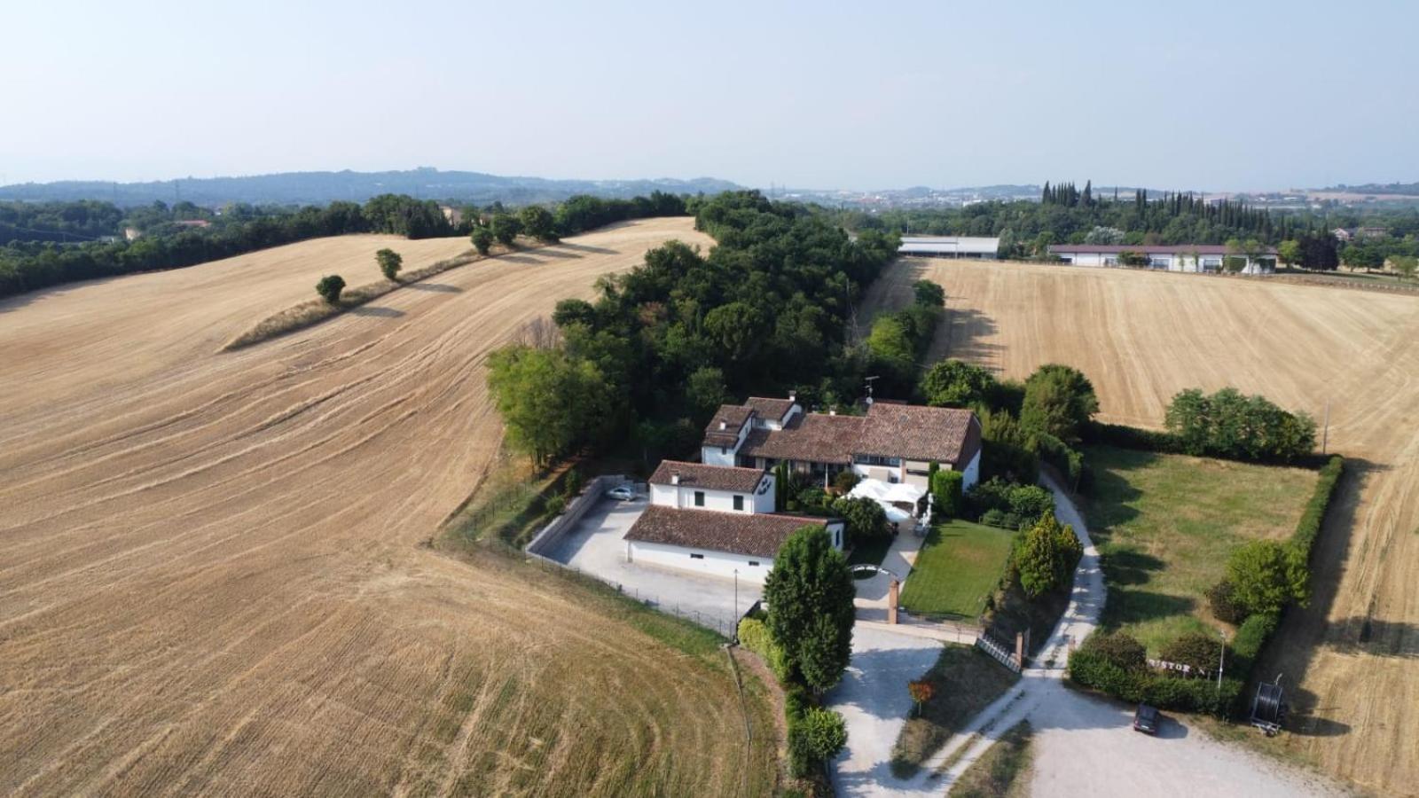 B&B Corte Delle Rose Castiglione Delle Stiviere Luaran gambar