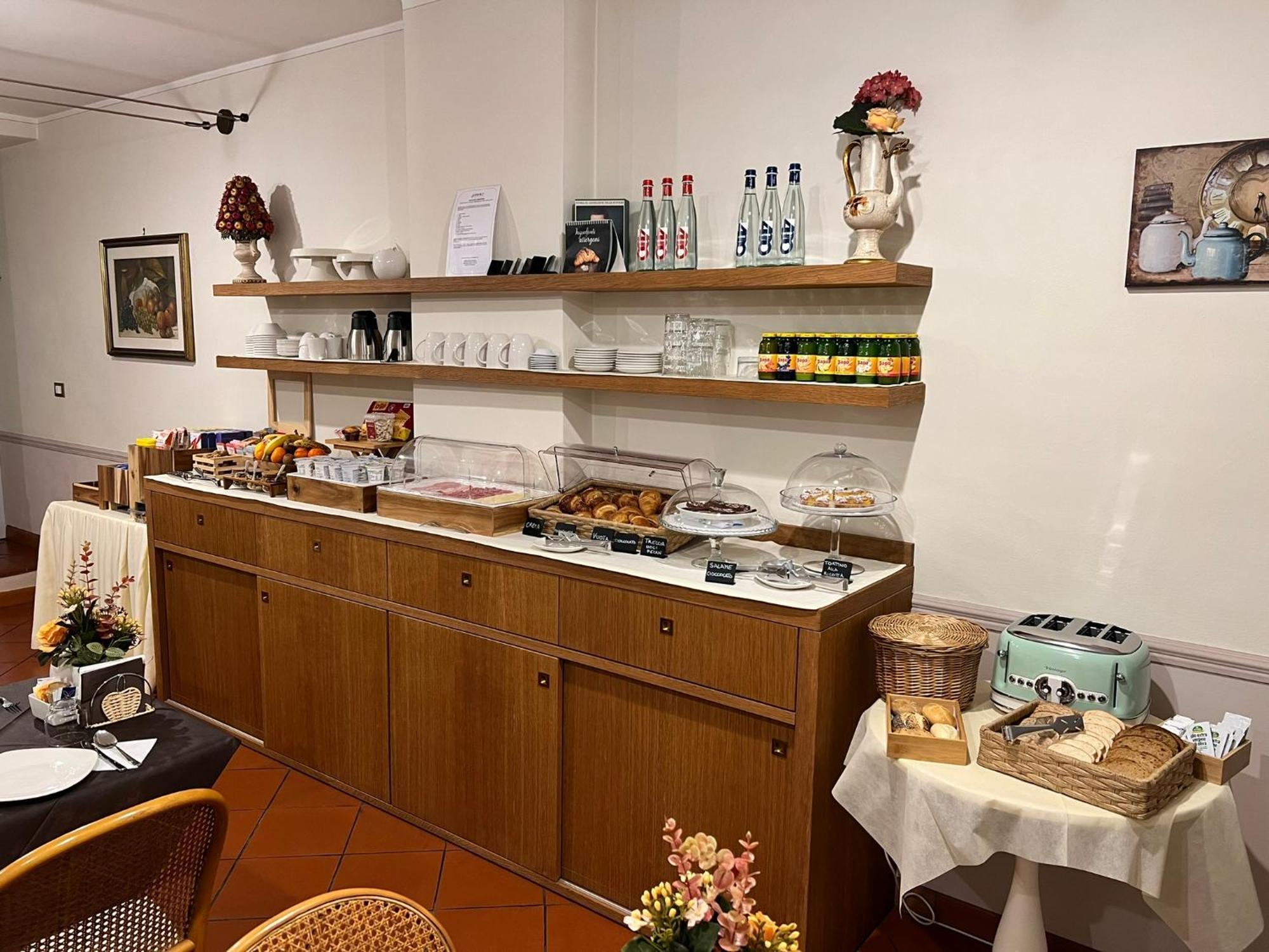 B&B Corte Delle Rose Castiglione Delle Stiviere Luaran gambar