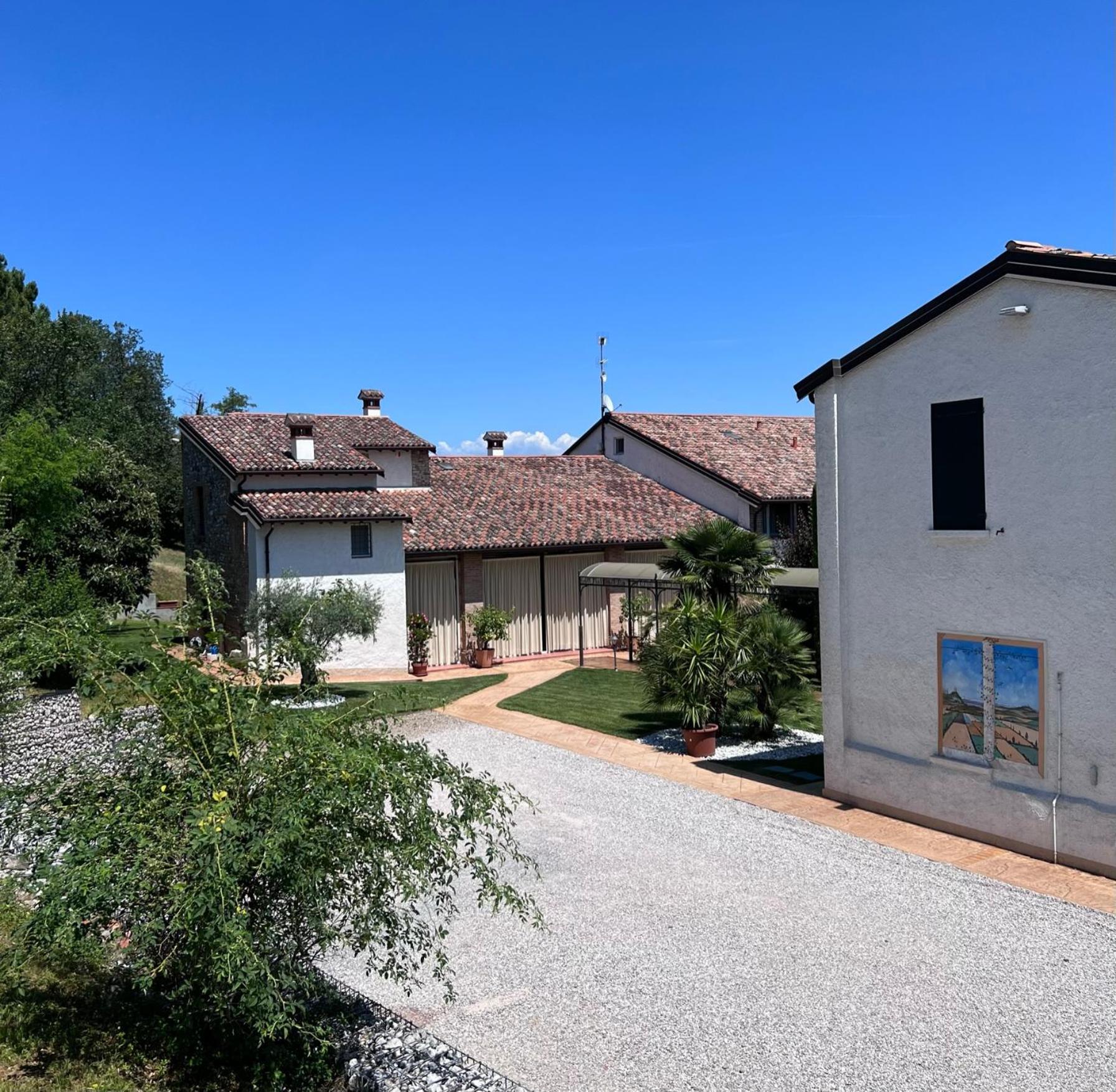 B&B Corte Delle Rose Castiglione Delle Stiviere Luaran gambar