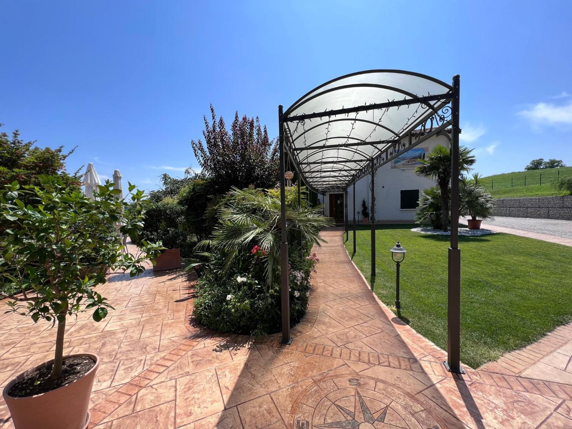 B&B Corte Delle Rose Castiglione Delle Stiviere Luaran gambar